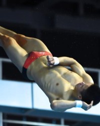 星空体育下载-世界杯杨健赢10米台冠军 杨昊不稳双保险并不保险