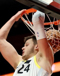 湖人有意爵士两大内线，他们中会有人在今年夏天加盟球队吗？