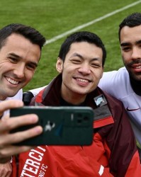 星空体育官网-只给顶薪 不符合周定洋的打工逻辑！为大合同奔跑 不是某一个城市