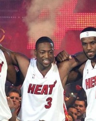 13年热火两连冠，老詹总决场均25+10+7，韦德、波什表现如何