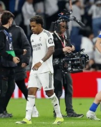 星空体育-两败俱伤？罗德里戈原计划今夏去英超 皇马当初标高价现在砸手里|罗德里戈·埃尔南德斯·卡斯坎特|罗德里戈·哈维尔·德·保罗|基利安·姆巴佩|皇家马德里|巴西_新浪体育_新浪新闻