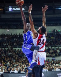 星空体育-PBA文班亚马？波尔场均37.3+16.3+3.5帽 太阳未续约他后悔吗？|蒂姆·波尔|菲尼克斯太阳队|纽约尼克斯队|奥兰多魔术队|波尔-波尔_新浪体育_新浪新闻