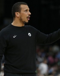 星空体育下载-马祖拉：无论谁出场 我们的要求始终不变 今天的标准与前81场一致